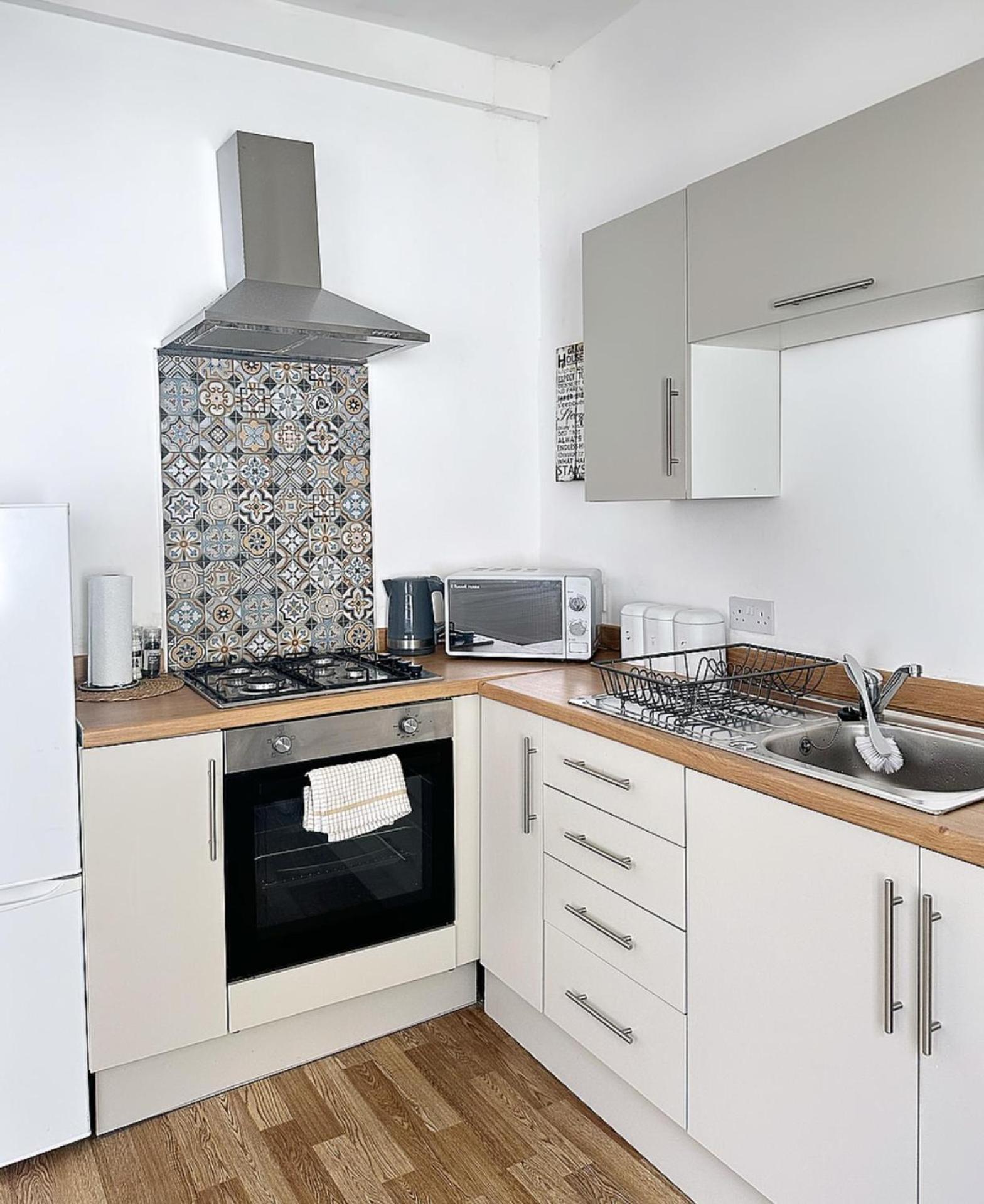 3 Bedroom House Near Football Stadium Vakantiehuis